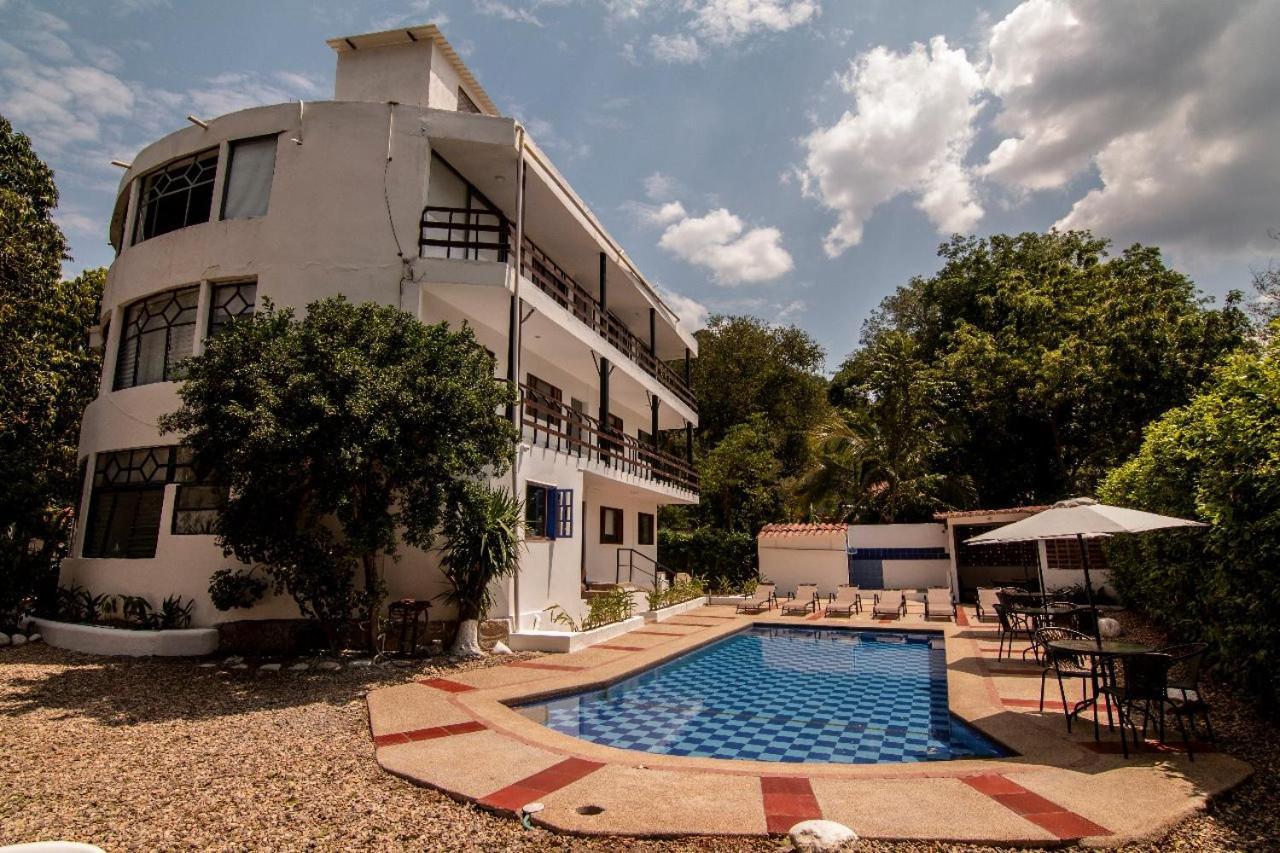 Yuluka Hostel Apulo Exterior photo